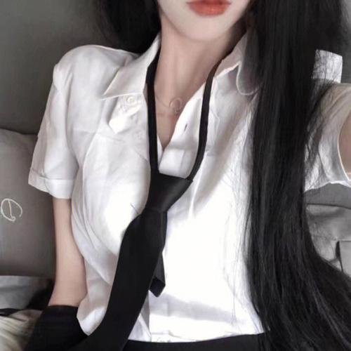 歌女怀春